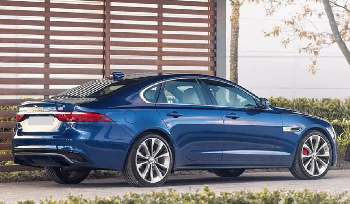 Jaguar - XF Prestige - Best Car Rentals - Best Preowned Car - Exclusive Concierge Club.webp